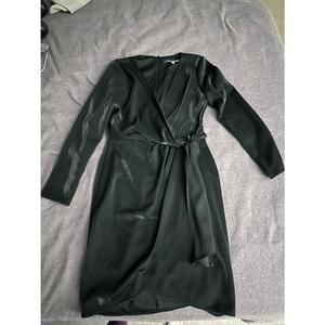 Julia Jordan V Neck Cocktail Dress Sz 6